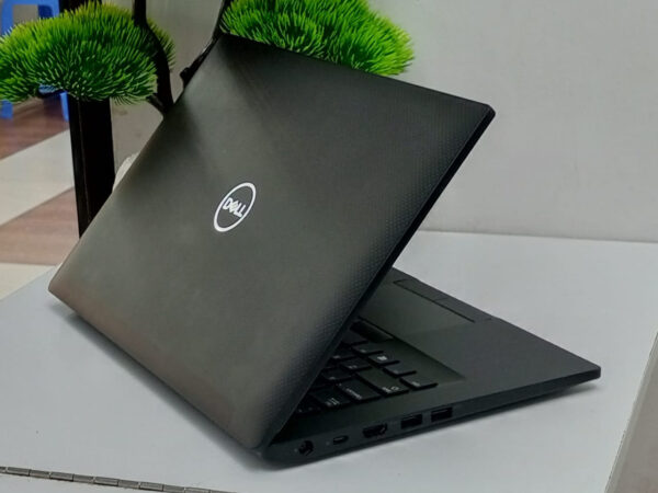 Dell Laptop – Core i5 7th Gen | Used